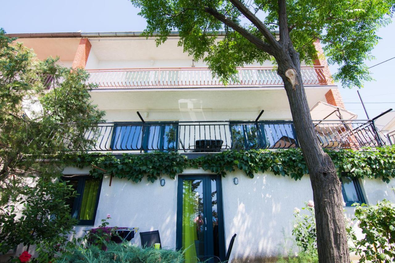Apartment Karmela Rustic *